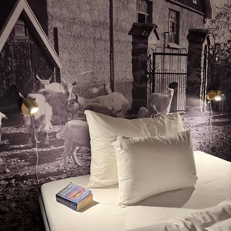 Ovre Sem Gard Hotel *